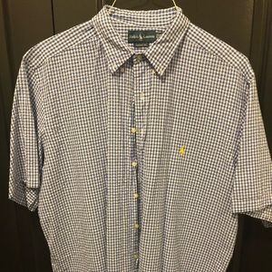 Short sleeve button down